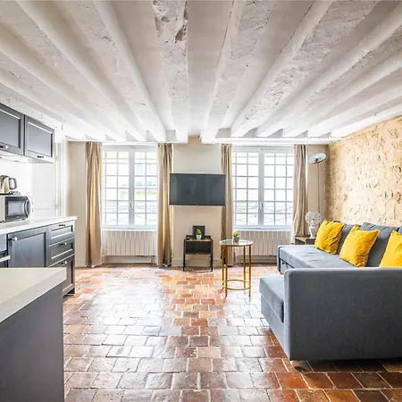 Au Coeur De Ile Saint-louis Free Netflix 公寓 *